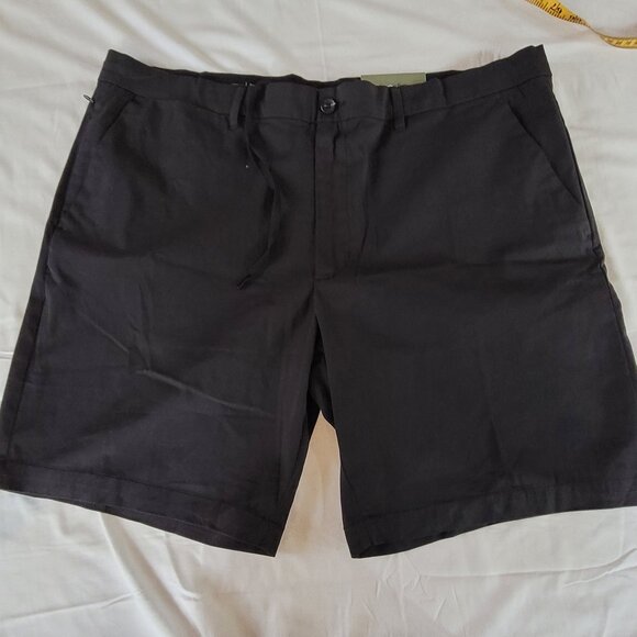 Goodiellow & Co Men's Black Shorts  Size 42 - Picture 1 of 12
